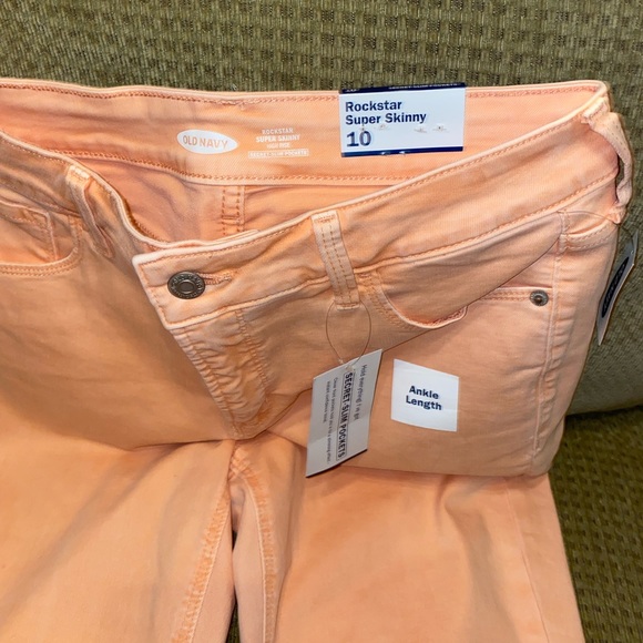 Old Navy Rockstar Super Skinny Jeans Ankle Length - Picture 2 of 2